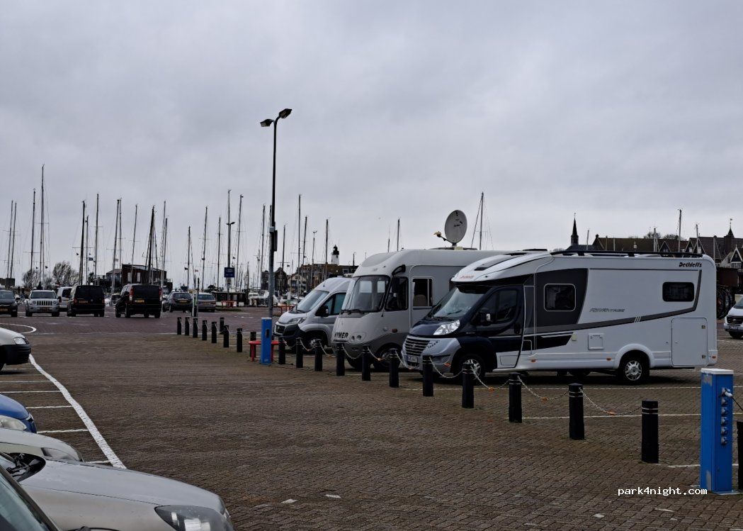 Camperplaats Gemeente Haven Urk — foto 2