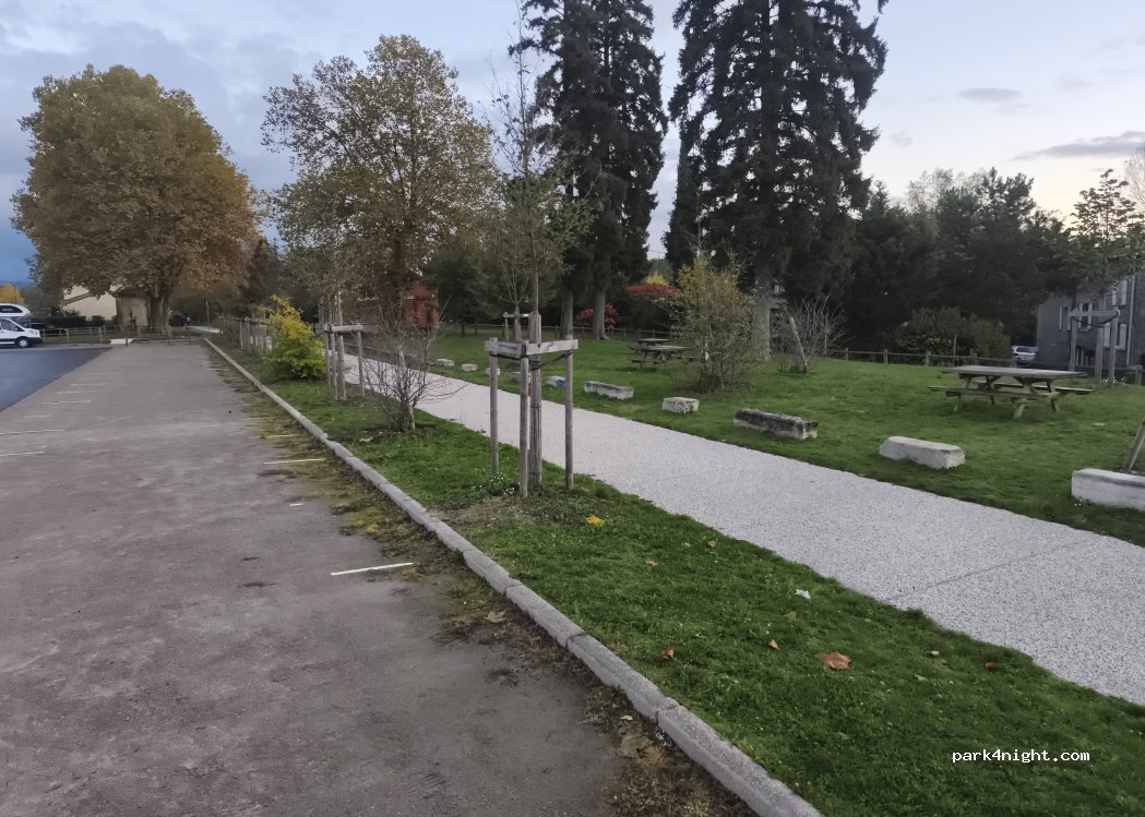 (07430) Vernosc-lès-Annonay - 1592 Route de la Gare — foto