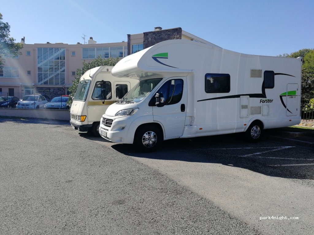 (83700) Saint-Raphaël - 423 Avenue du Val de l'air — foto