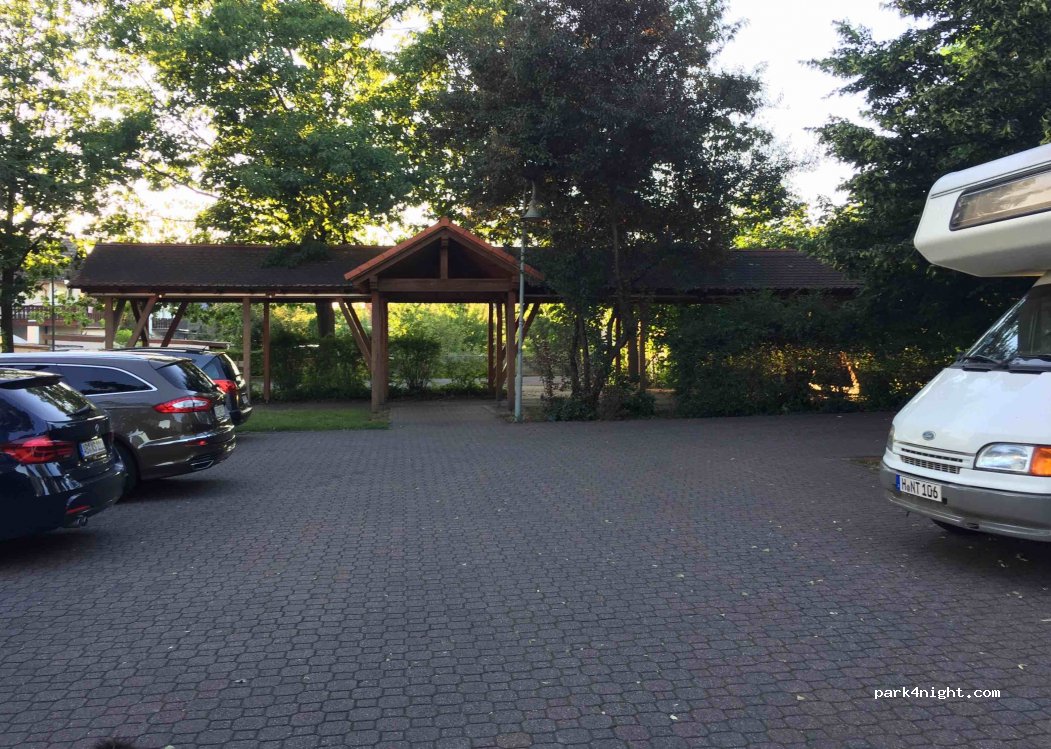(63791) Karlstein am Main - 19B Hahnenkammstraße — foto 2