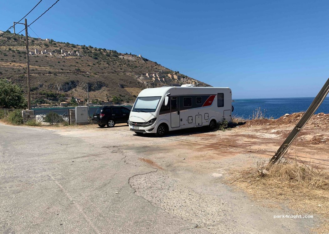 (230 62)  - Eparchiaki Odos Kalamatas - Areopolis — foto 3