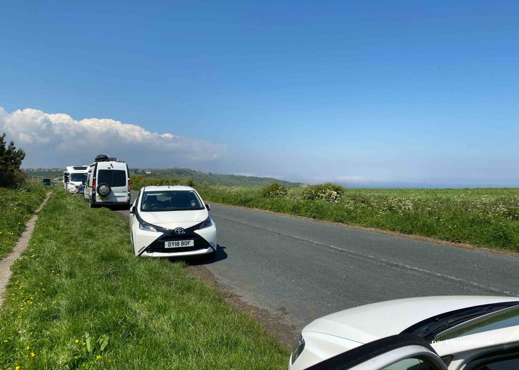 (YO11)  - Filey Road — foto