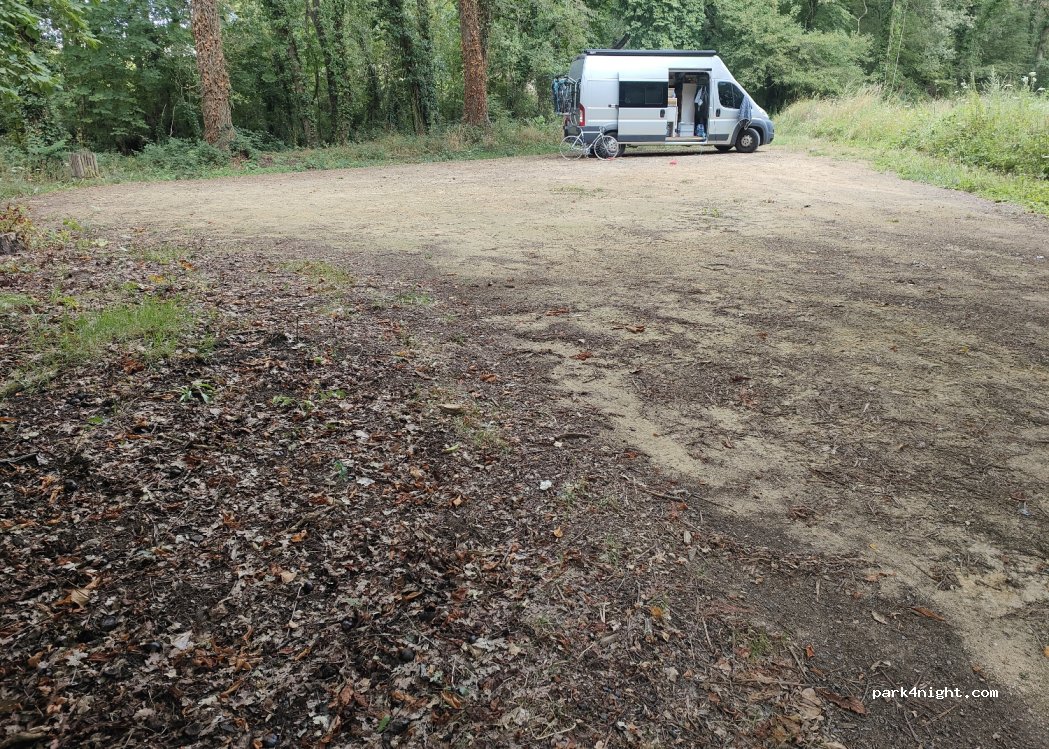 (37140) Bourgueil - Route du Moulin Bleu — foto 3
