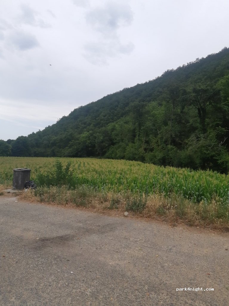 (46310) Saint-Chamarand - D820 — foto