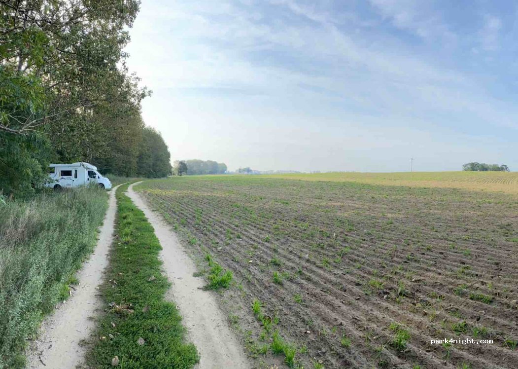 (16866) Kyritz - 8 Uferstraße — foto 3