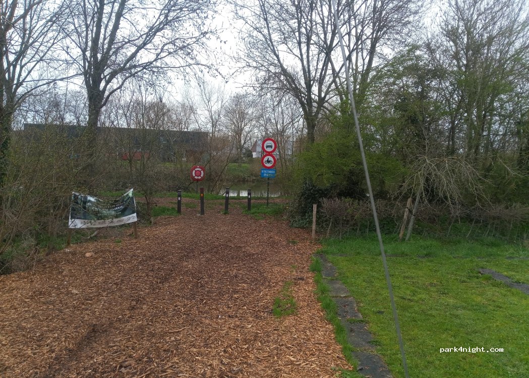 (8510) Kortrijk - 47 Leieweg — foto
