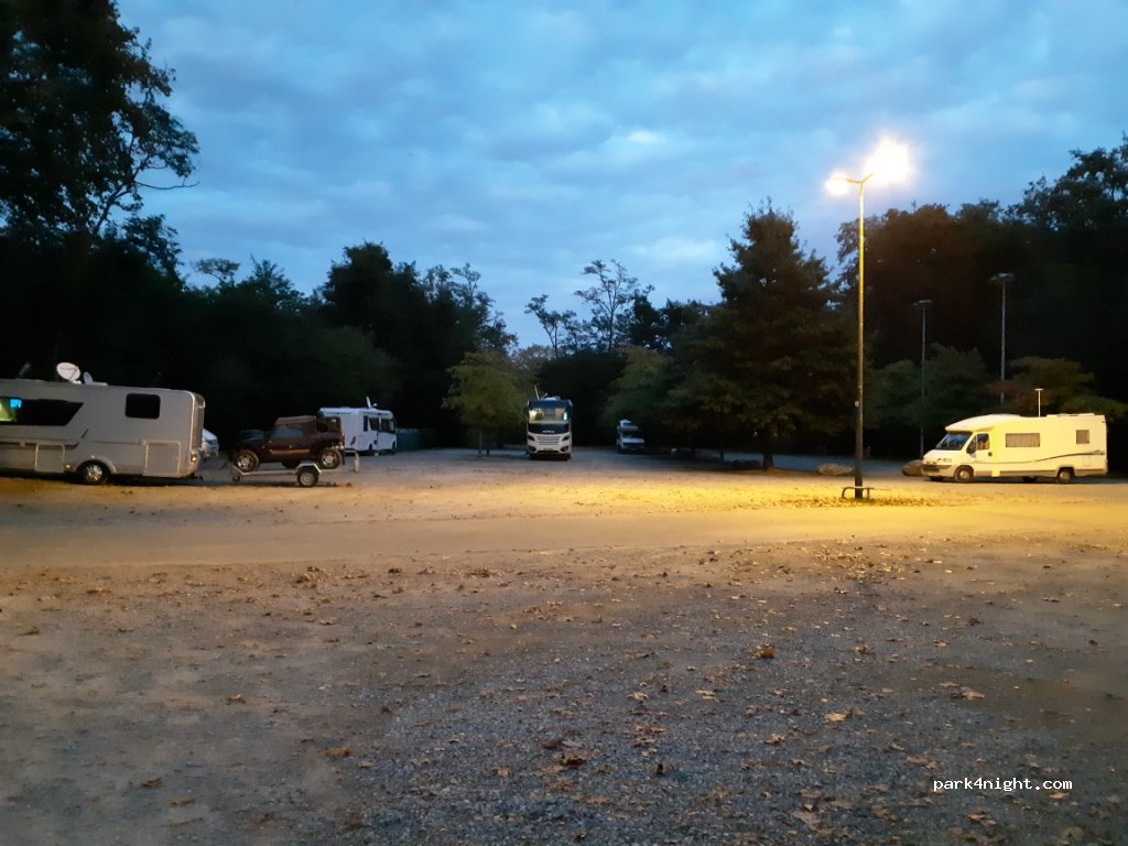 (40350) Pouillon - 143 Chemin des Écureuils — foto 2