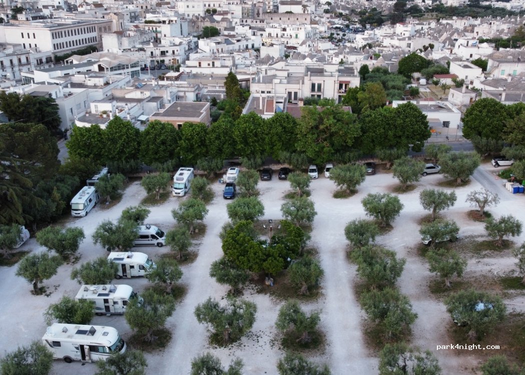 Camper Service Nel Verde — foto