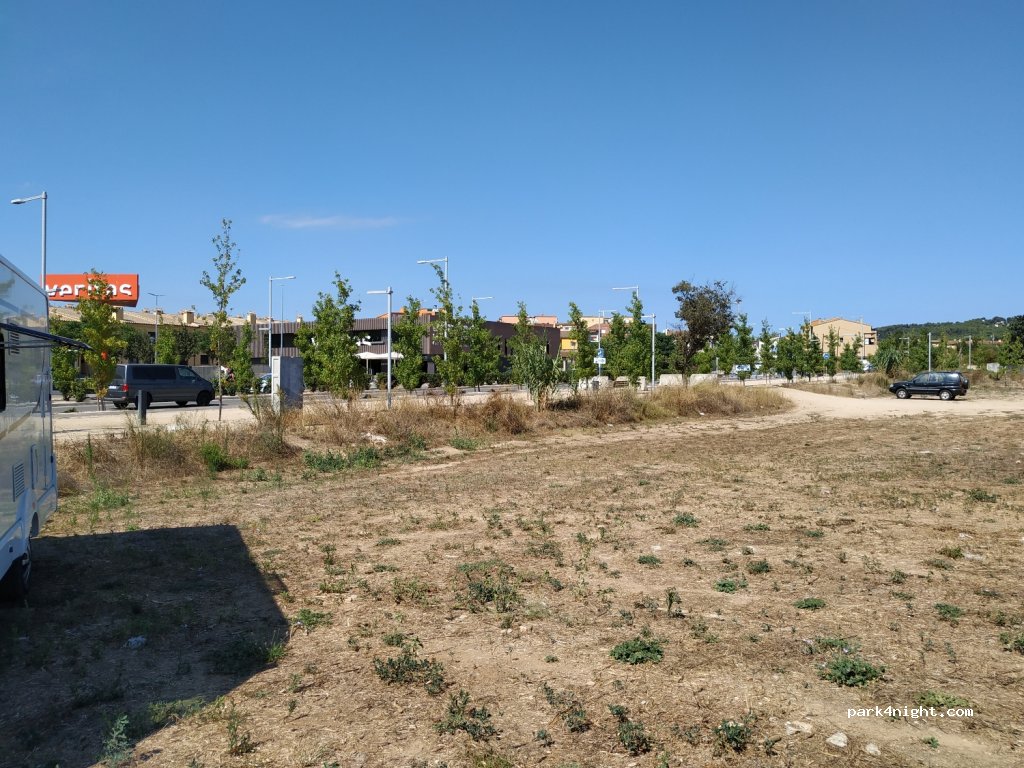 (17200) Palafrugell - 19 Avinguda de Josep Vergés i Mata — foto 3