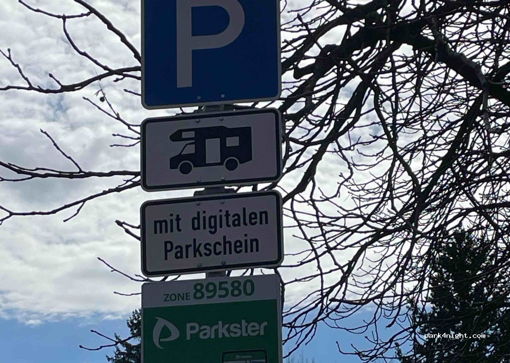 Wohnmobilstellplatz am Stadion in Ehingen — foto 4