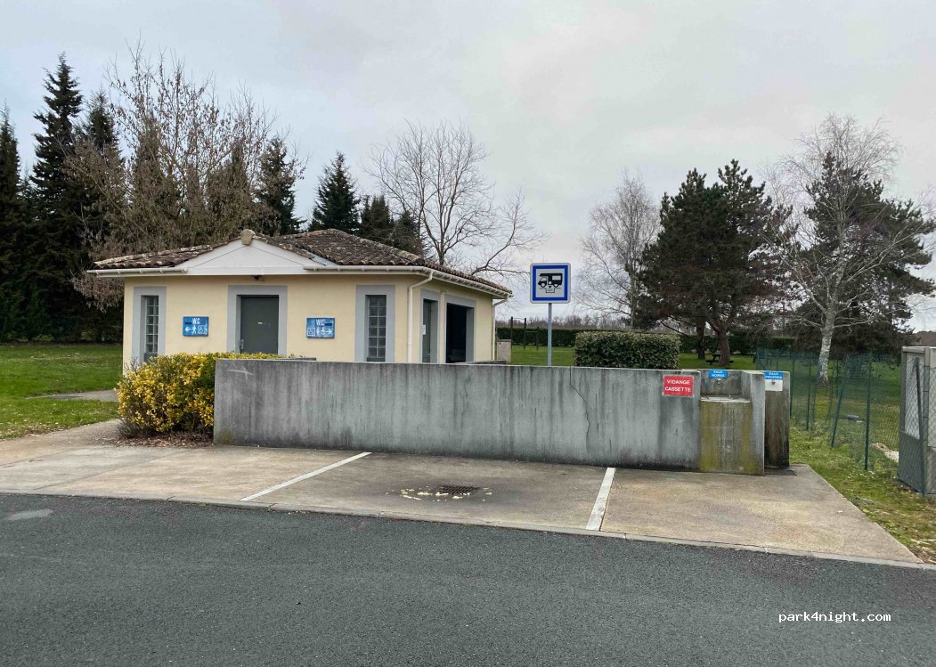 (33820) Saint-Caprais-de-Blaye - 169 Les Fermenteaux — foto 2