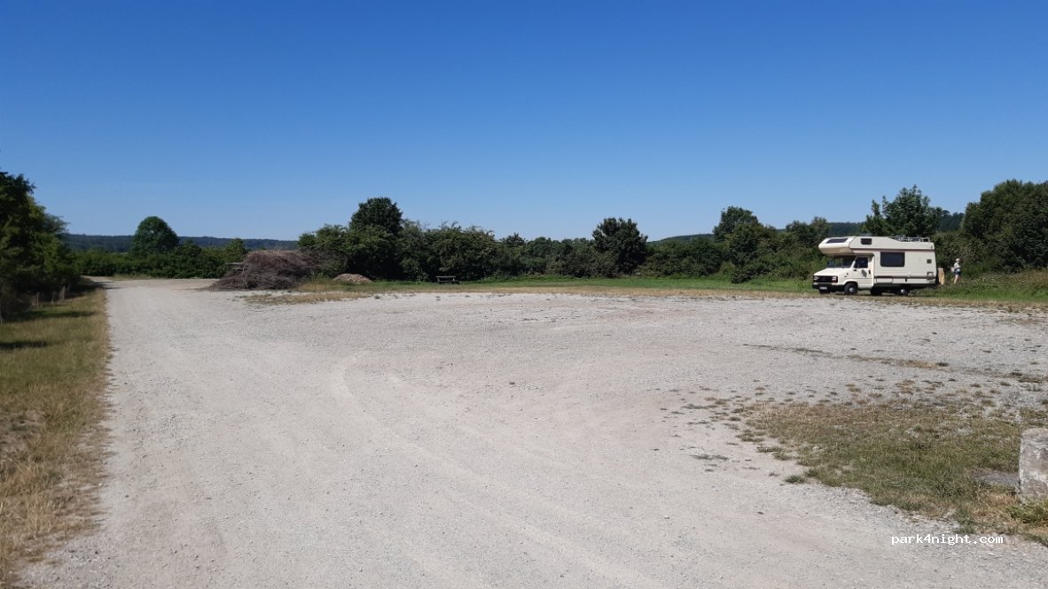 Wohnmobilstellplatz Obernzenner See — foto