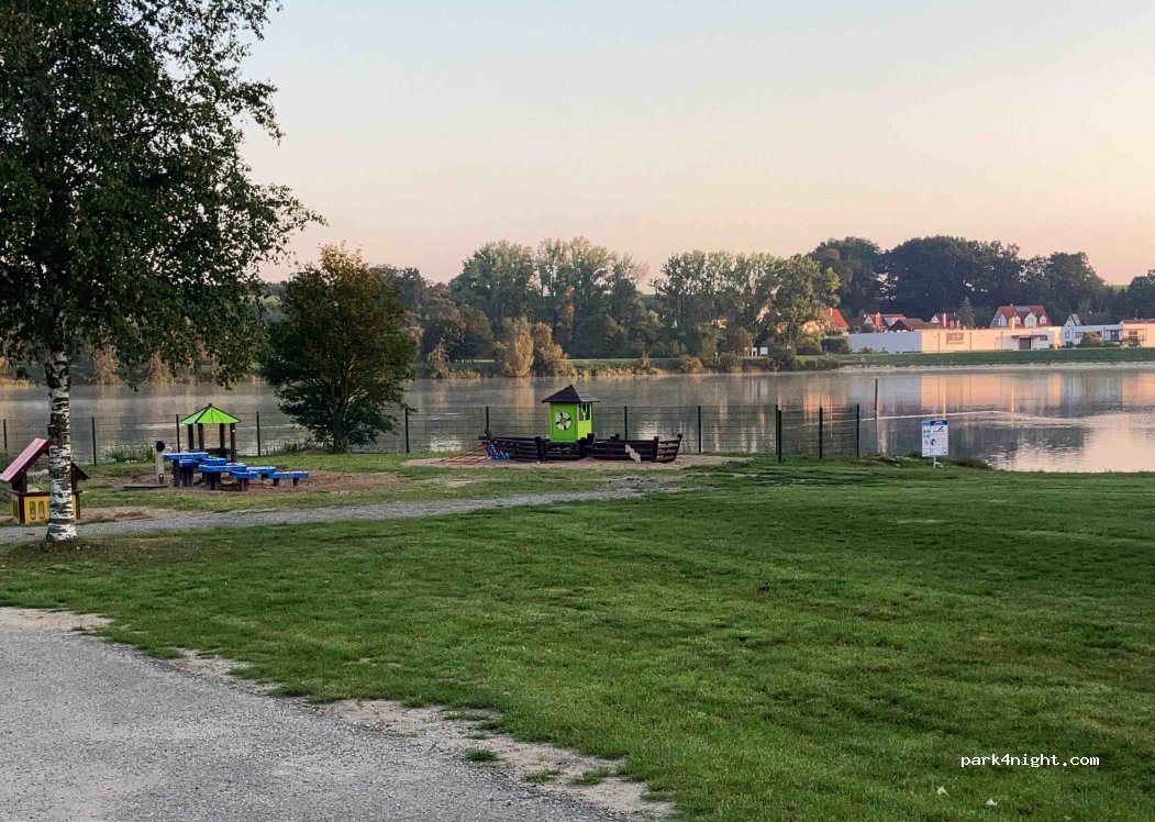 Wohnmobilstellplatz Obernzenner See — foto 4