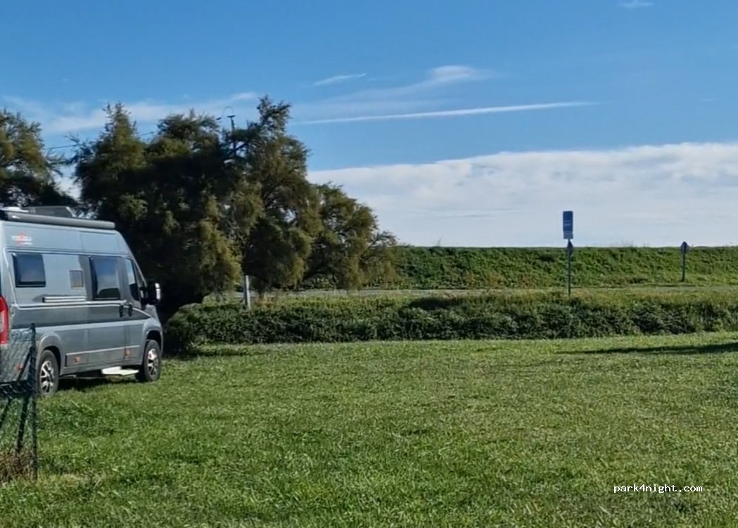 (33590) Jau-Dignac-et-Loirac - 519 La Matte Commune — foto 3