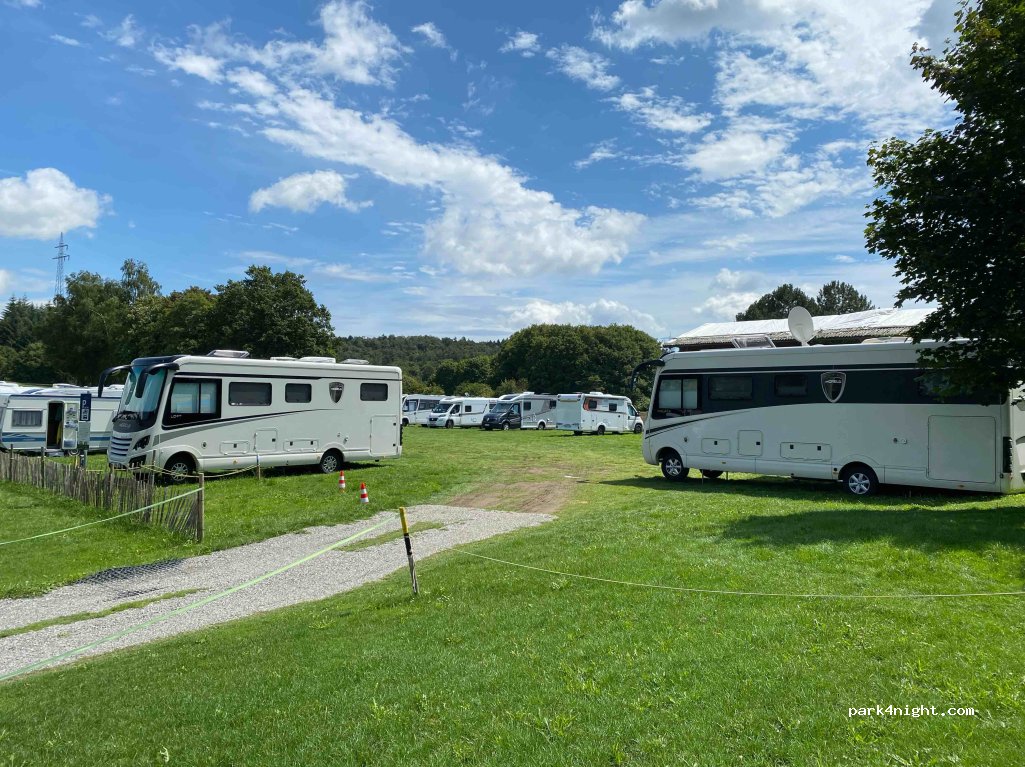 Wohnmobilstellplatz | Fürstliches Golf- und Natur-Resort Bad Waldsee — foto