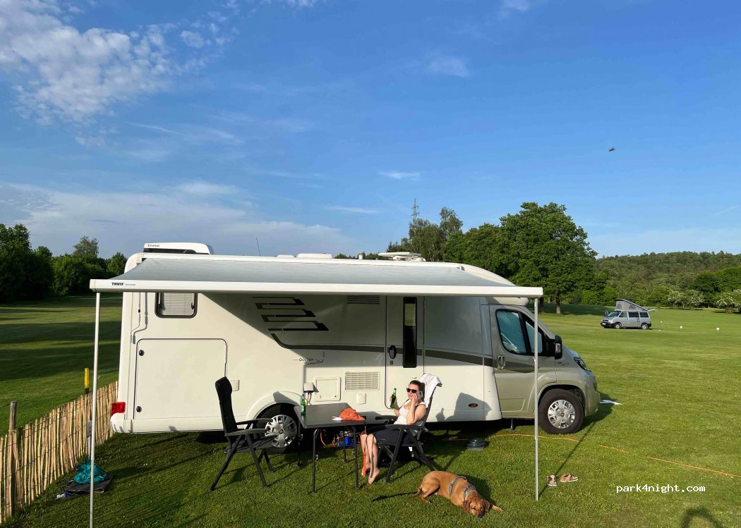 Wohnmobilstellplatz | Fürstliches Golf- und Natur-Resort Bad Waldsee — foto 2