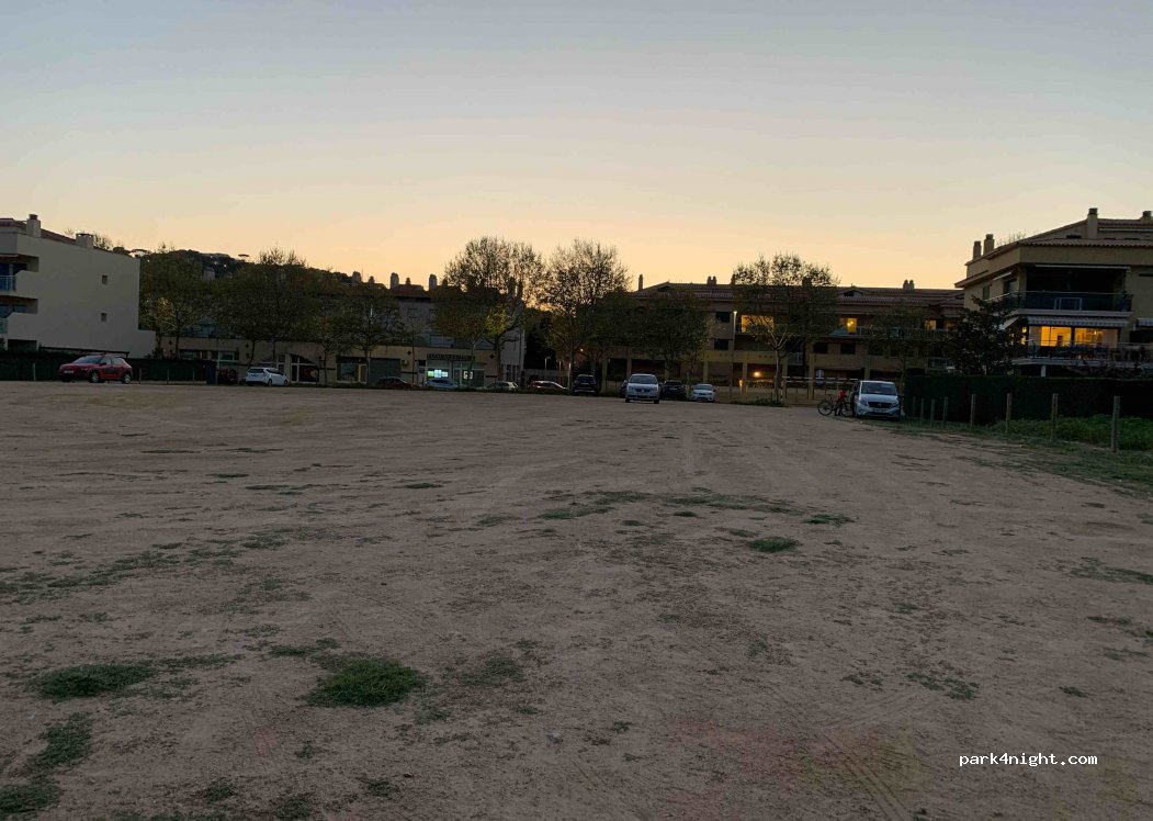 (17220) Sant Feliu de Guíxols - 102 Avinguda Vall d'Aro — foto 2