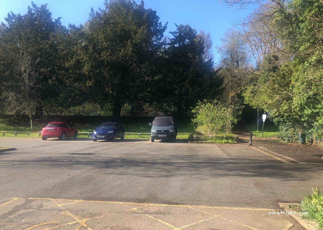 (HP11 1DZ)  - 2 Warren Wood Drive — foto 4