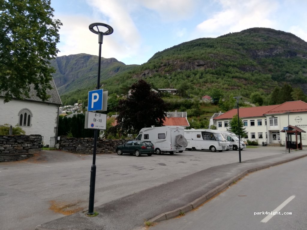 () Aurlandsvangen - — foto