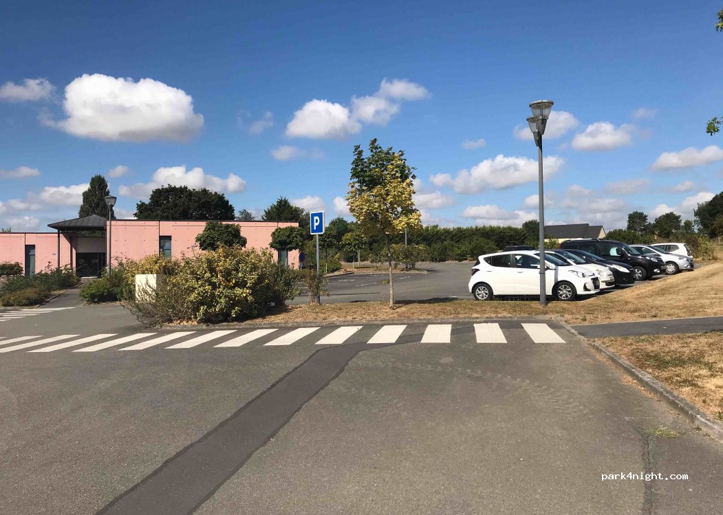 (44522) Mésanger - 23 Rue des Arts — foto