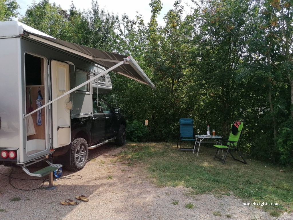 Wohnmobilstellplatz Neustadt/Aisch — foto 3