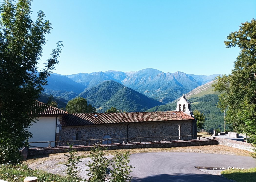(33111) Cébrano - Unnamed Road — foto 3