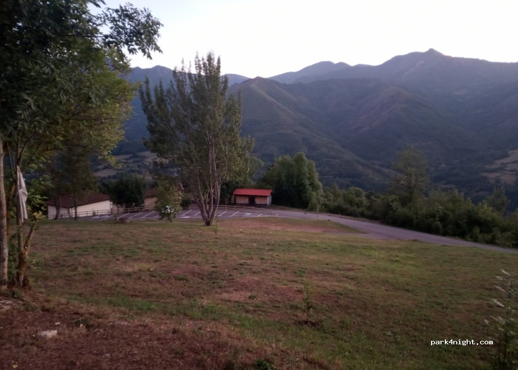 (33111) Cébrano - Unnamed Road — foto 4