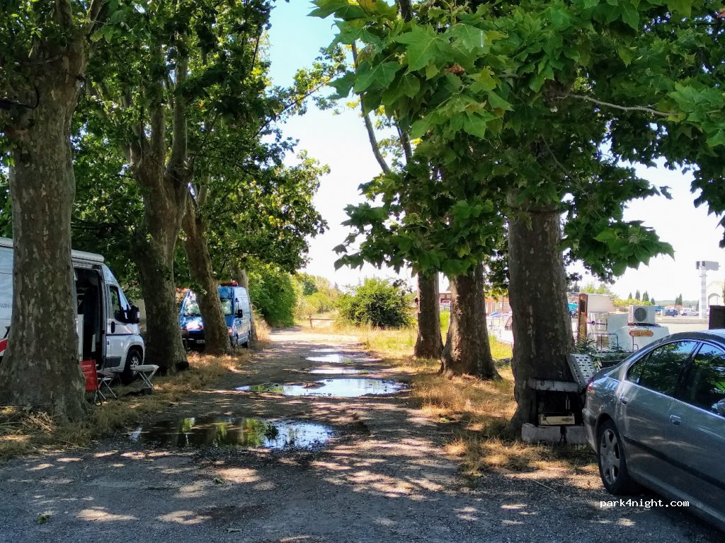 (11200) Homps - 41 Quai des Tonneliers — foto