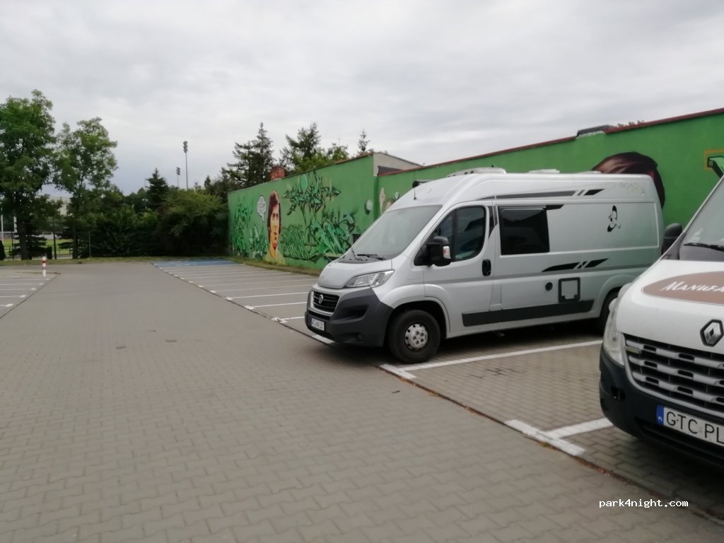 (83-250) Starogard Gdański - 17 Kanałowa — foto