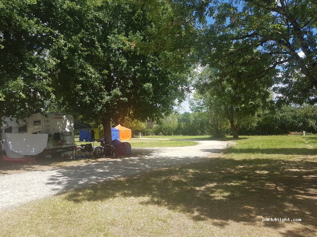 GCU Mesnil Saint-Père campsite — foto