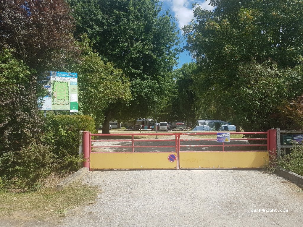 GCU Mesnil Saint-Père campsite — foto 3