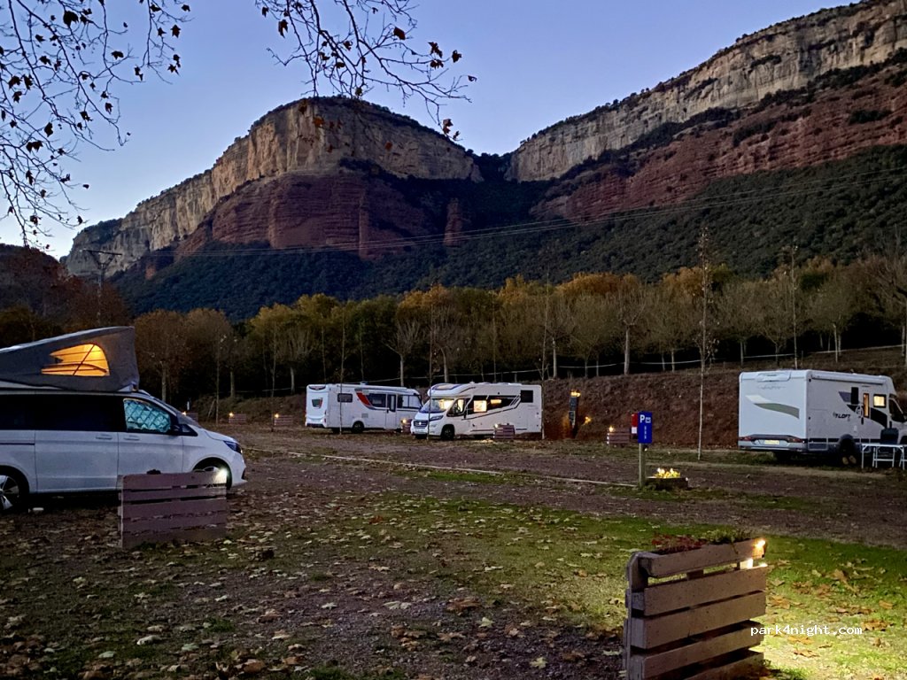 Bosc La Riba parking and activities — foto 4