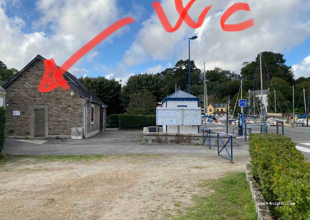 (29930) Pont-Aven - 33 Quai Théodore Botrel — foto 3