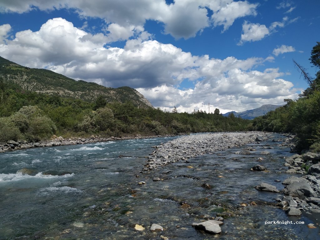 (04400) Les Thuiles - D900 — foto 4