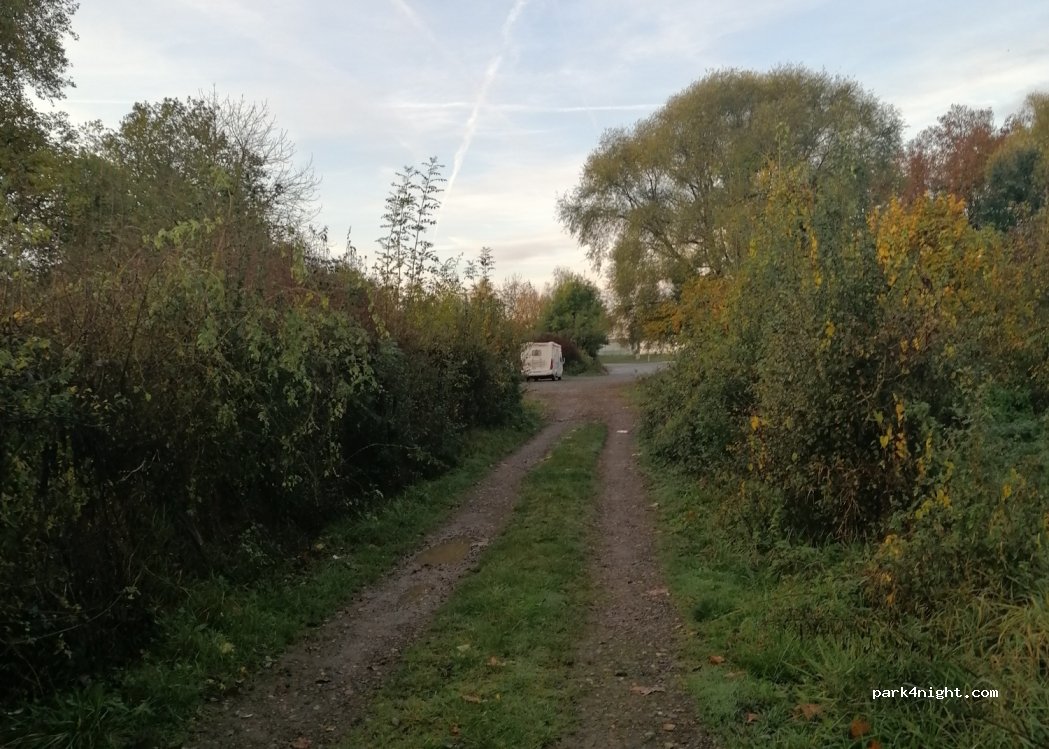 (02800) La Fère - 42 Faubourg Saint-Firmin — foto 3