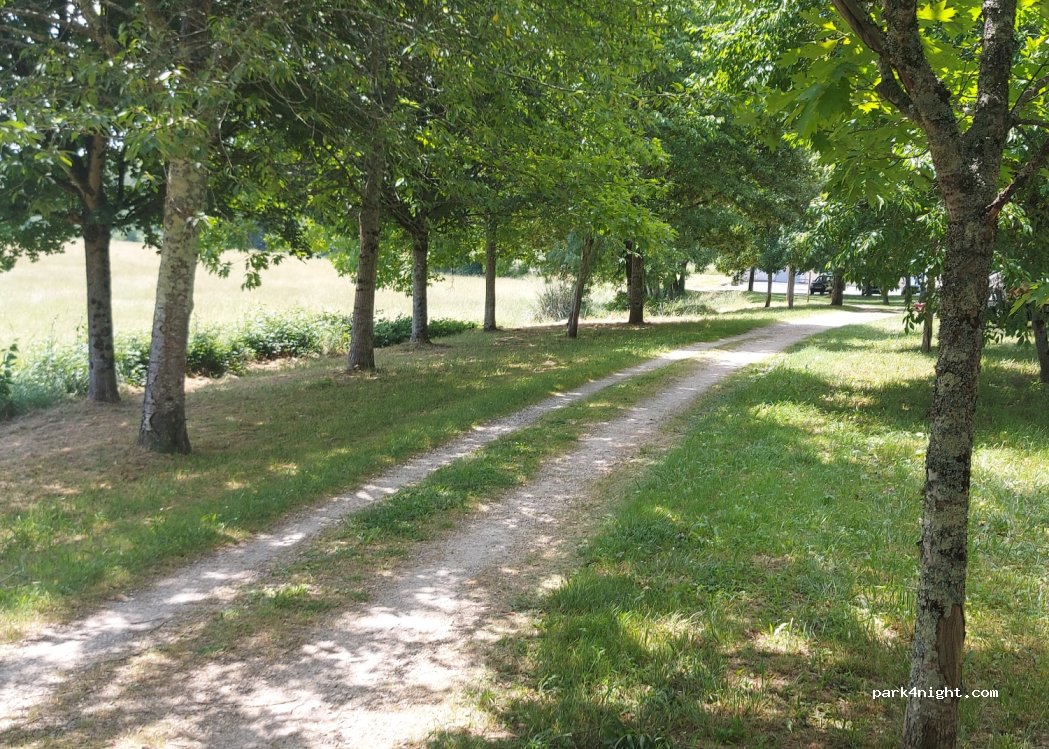 (24160) Excideuil - 20 Avenue André Audy — foto