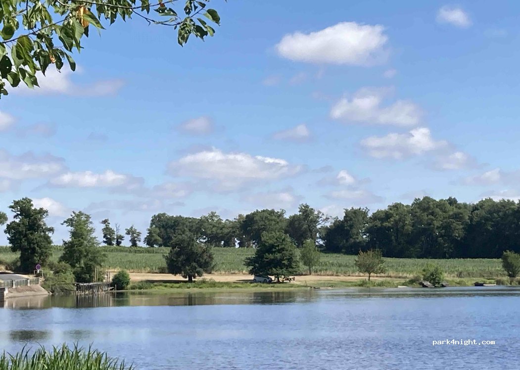 (87190) Magnac-Laval - Les Pouyades — foto 4