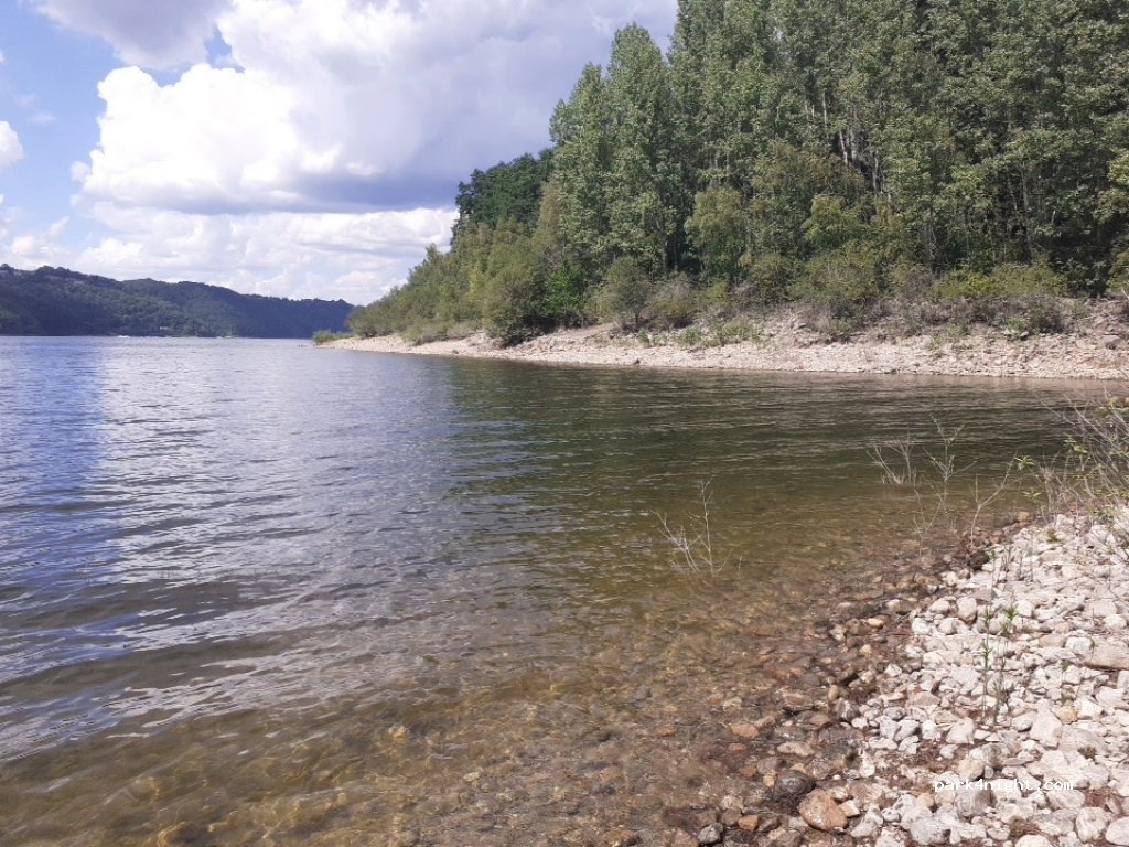 (15270) Lanobre - Unnamed Road — foto