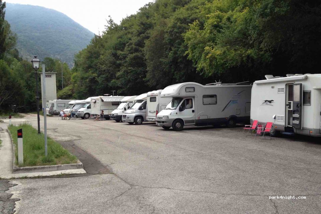 (62039) Visso - Strada Provinciale 135 — foto