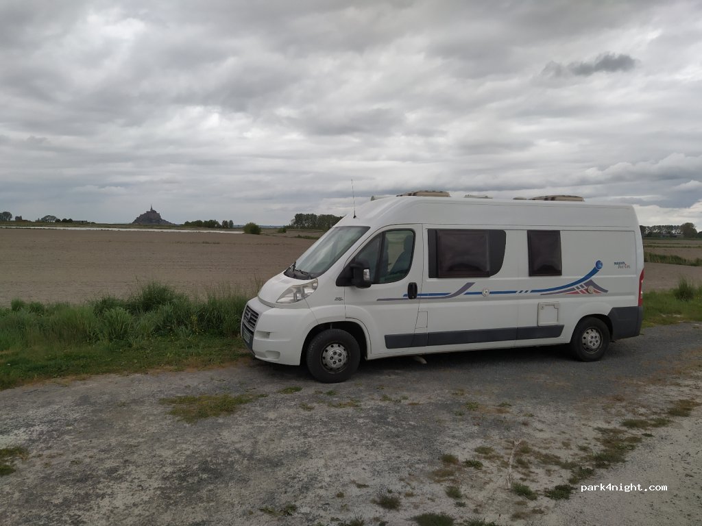 (50170) Beauvoir - Unnamed Road — foto
