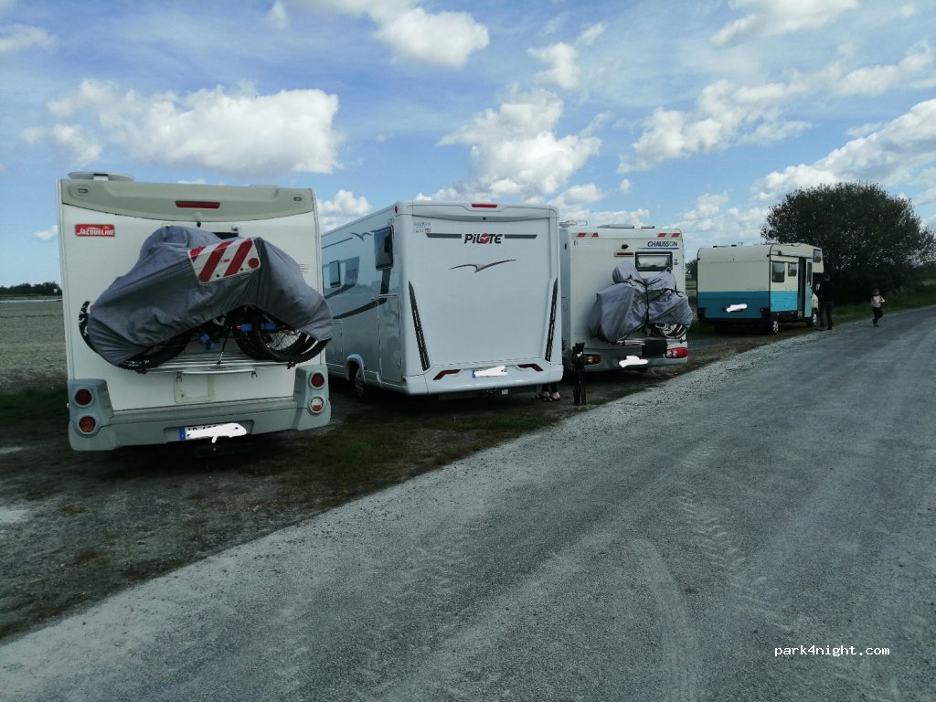 (50170) Beauvoir - Unnamed Road — foto 2