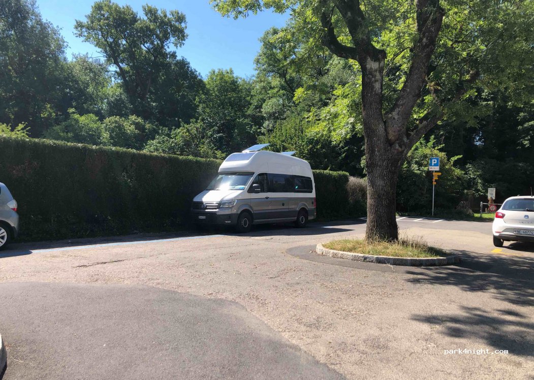 (2074) Neuchâtel - 11 Rue Louis-de-Meuron — foto 2