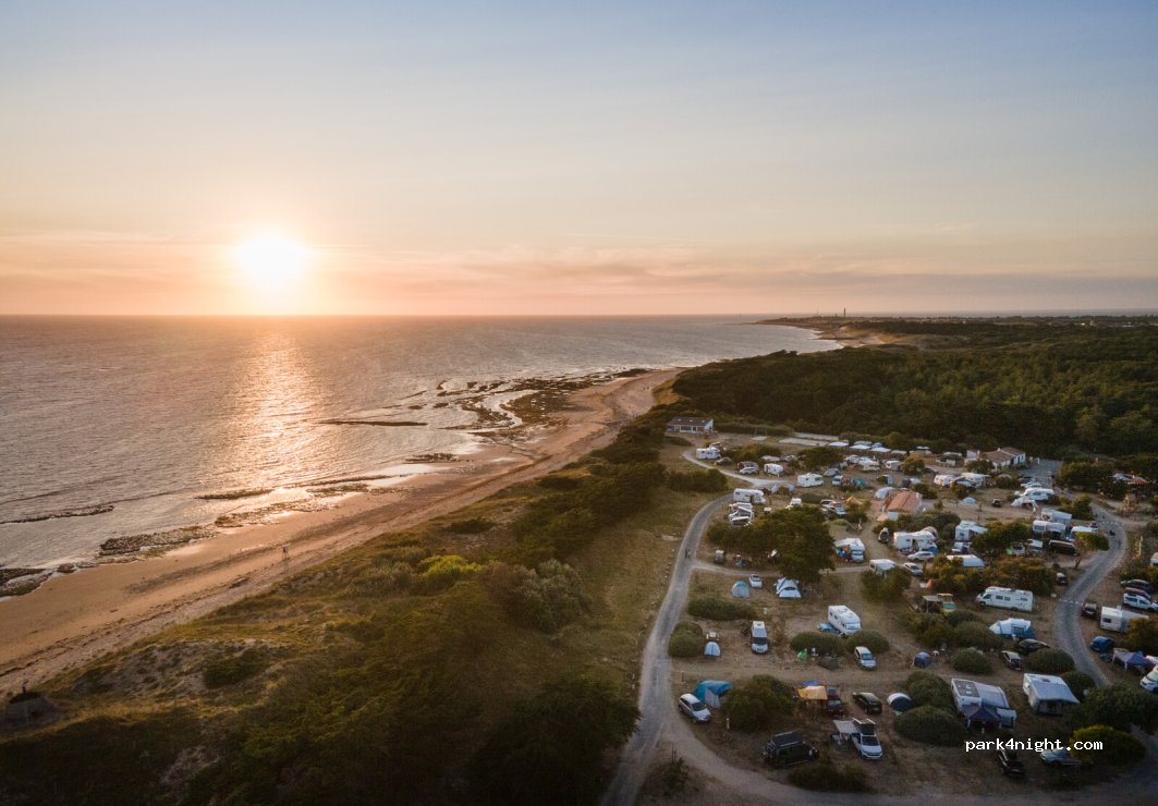 Camping Huttopia Ars-en-Ré — foto