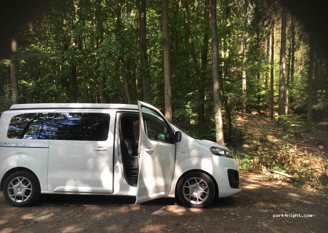 (96237) Ebersdorf bei Coburg - 8 Lützelbucher Straße — foto