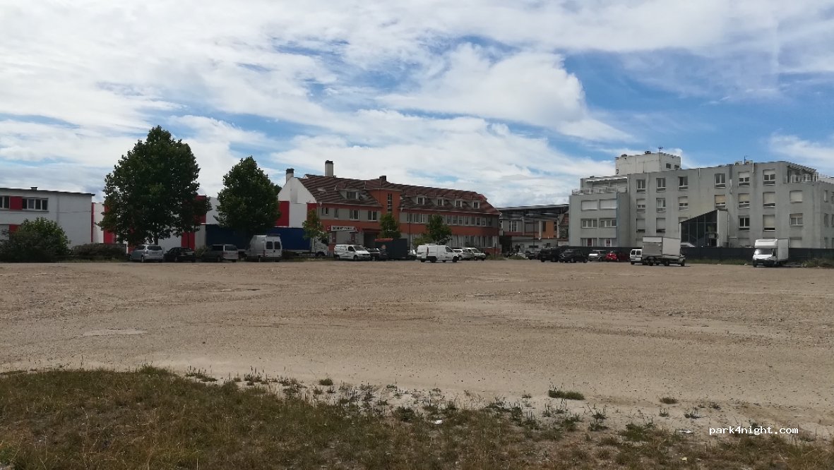 (67100) Strasbourg - 1 Rue la Fayette — foto