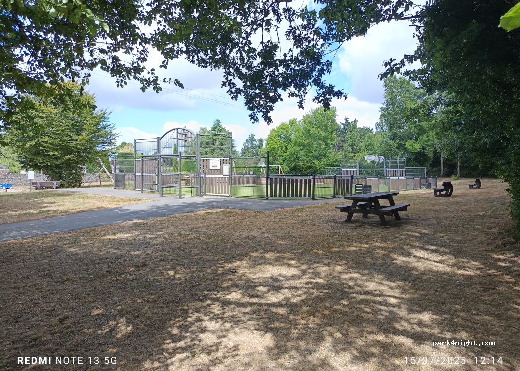(44230) Saint-Sébastien-sur-Loire - 1 Boulevard des Passage Enchantés — foto 4