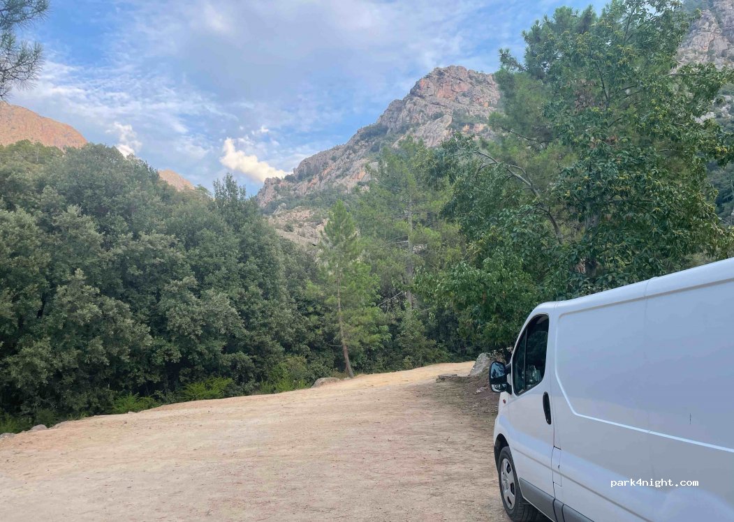 (20214) Calenzana - Forêt de Bonifato — foto