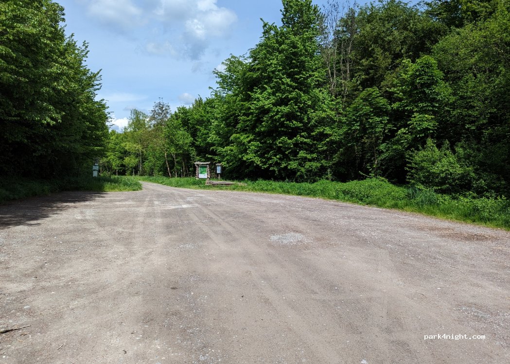 (76327) Pfinztal - Unnamed Road — foto 2