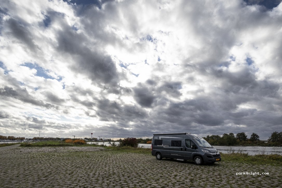 (6051) Maasbracht - 30 Bunkerhaven — foto