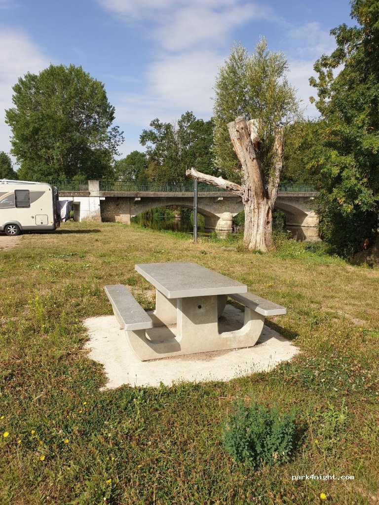 (41100) Naveil - 1 Rue de la Condita — foto 2
